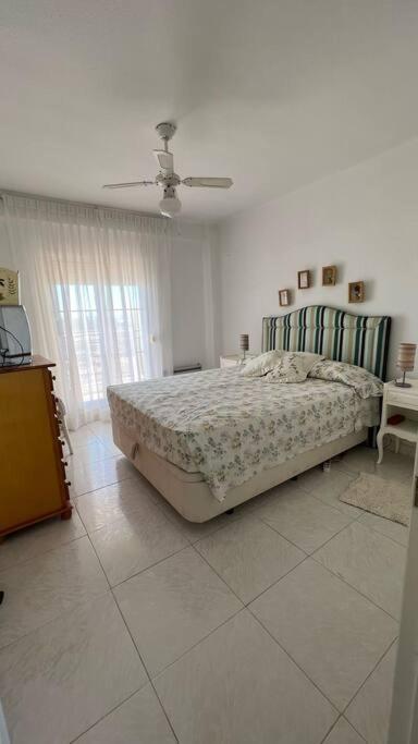 Apartamento Con Acceso Directo A La Playa Apartment Valencia Exterior photo