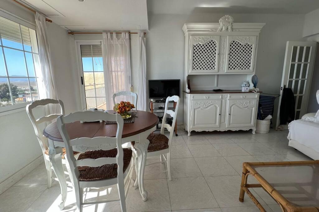 Apartamento Con Acceso Directo A La Playa Apartment Valencia Exterior photo